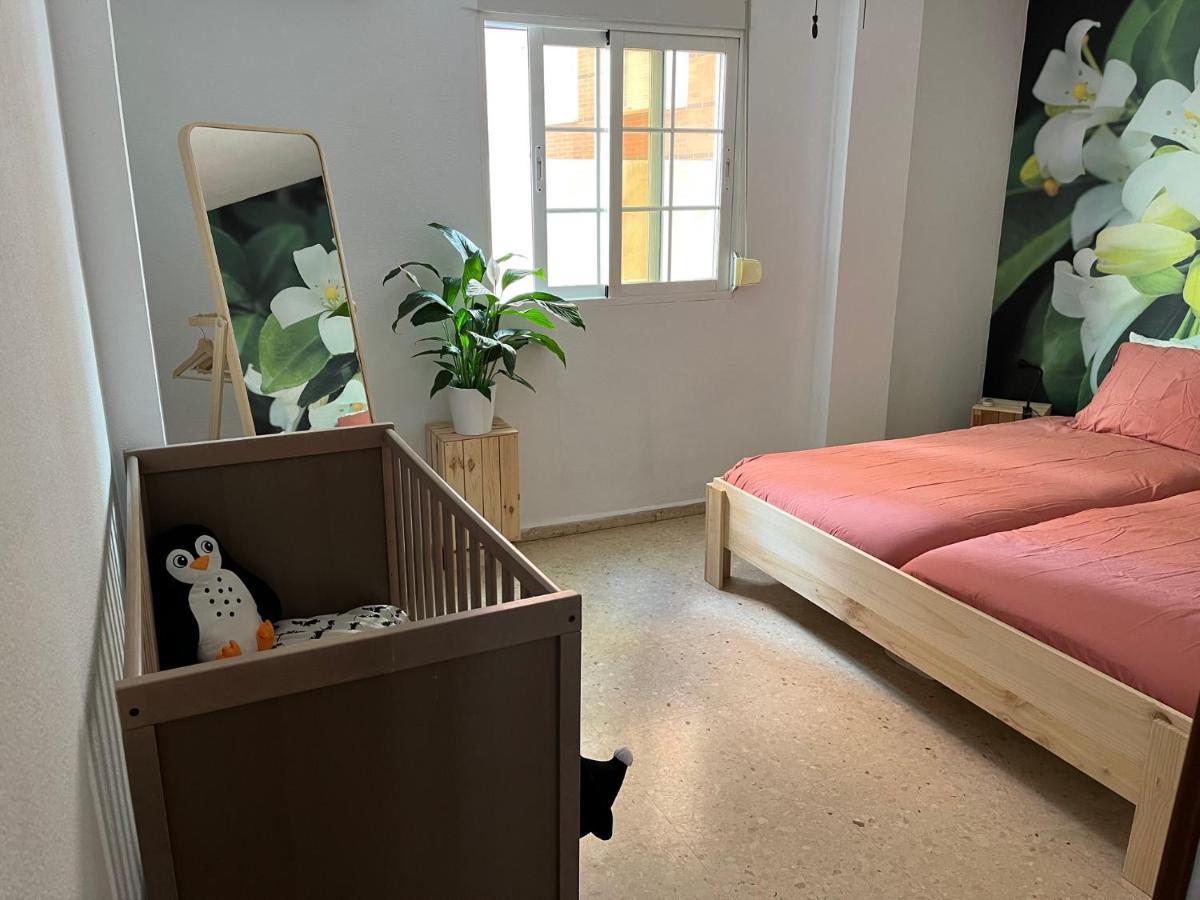 Apartamento La Biznaga Малага Экстерьер фото